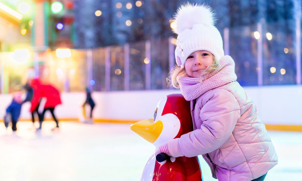 Ein Ausflug mit Seltenheitswert: Eislaufen ist für Kinder ein Highlight. © Надежда Урюпина/AdobeStock