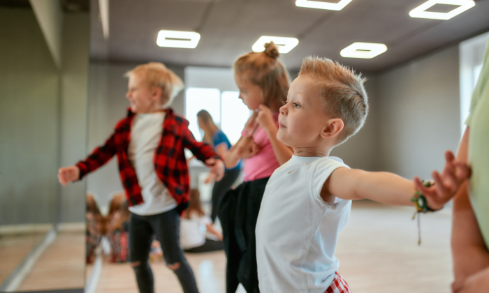 Modern Dance – einer von vielen Tanzstilen für Kinder. © Svitlana/Adobe Stock